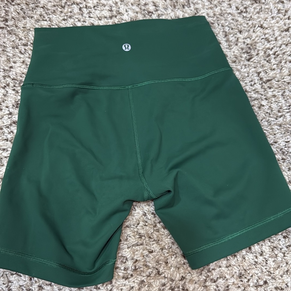 Wunder Train High Rise Short - Picture 2 of 3